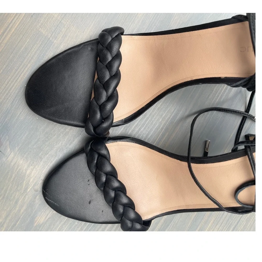 BANANA REPUBLIC Treccia Leather Heels Black Color Size 9 - Picture 2 of 11